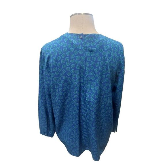 Vintage plus size Pendleton silk feel blouse - Picture 2 of 4